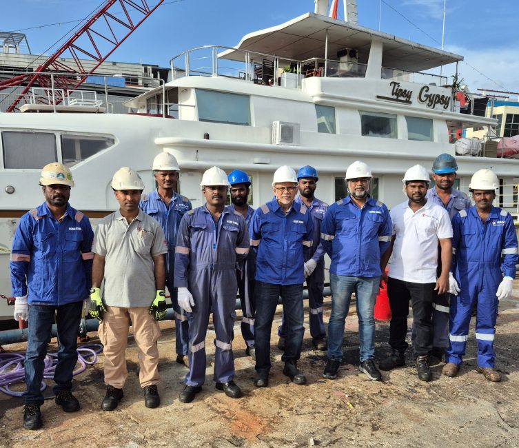 hong-dong-ship-solultions-team Team - Hong Dong Ship Solutions Pte Ltd
